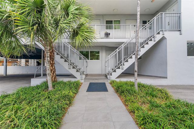 13880 NE 20th Pl 2, North Miami Beach, FL 33181