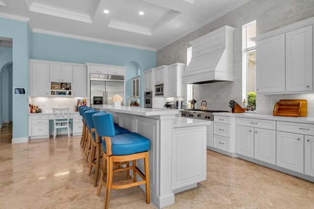 11202 Orange Hibiscus Lane, Palm Beach Gardens, FL 33418
