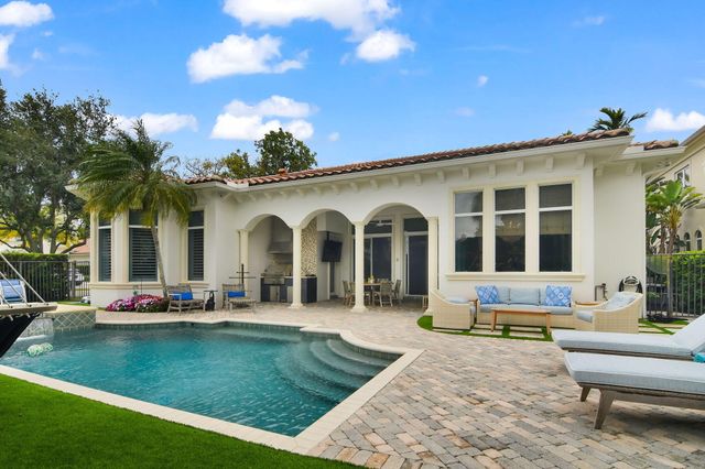 11202 Orange Hibiscus Lane, Palm Beach Gardens, FL 33418