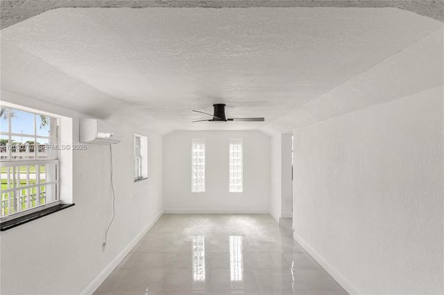 19522 NW 37th Ct, Miami Gardens, FL 33055
