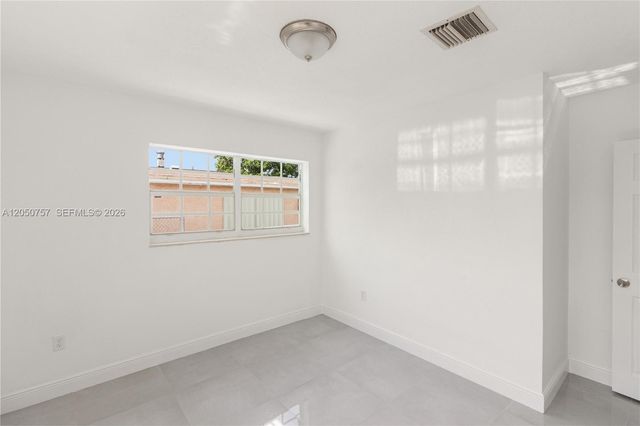 19522 NW 37th Ct, Miami Gardens, FL 33055