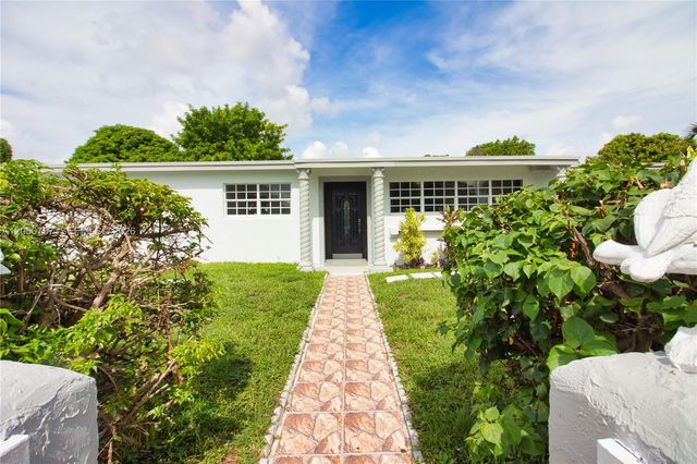 19522 NW 37th Ct, Miami Gardens, FL 33055