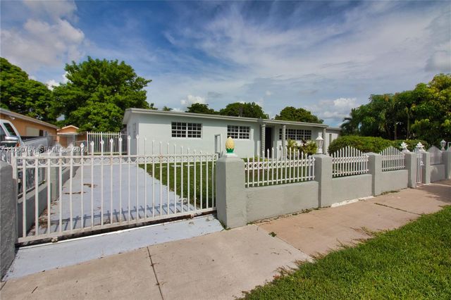 19522 NW 37th Ct, Miami Gardens, FL 33055