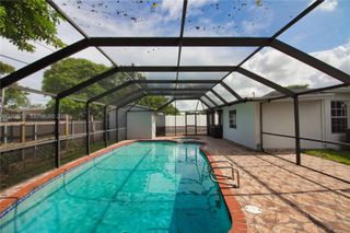 19522 NW 37th Ct, Miami Gardens, FL 33055