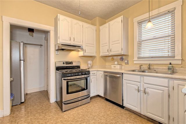 771 6th St, Beaver, PA 15009