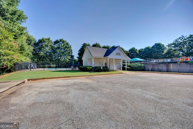 110 Colony Park Lane, Locust Grove, GA 30248