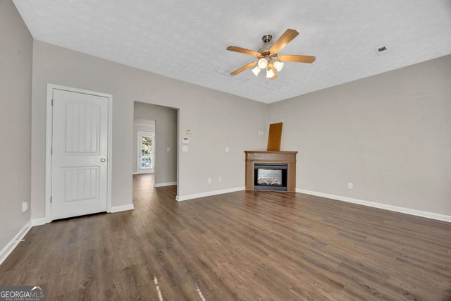 110 Colony Park Lane, Locust Grove, GA 30248