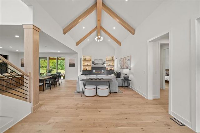 9517 Linden Street, Overland Park, KS 66207