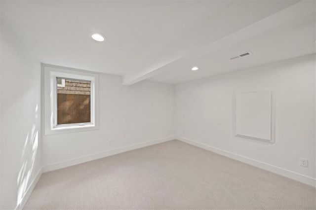 9517 Linden Street, Overland Park, KS 66207