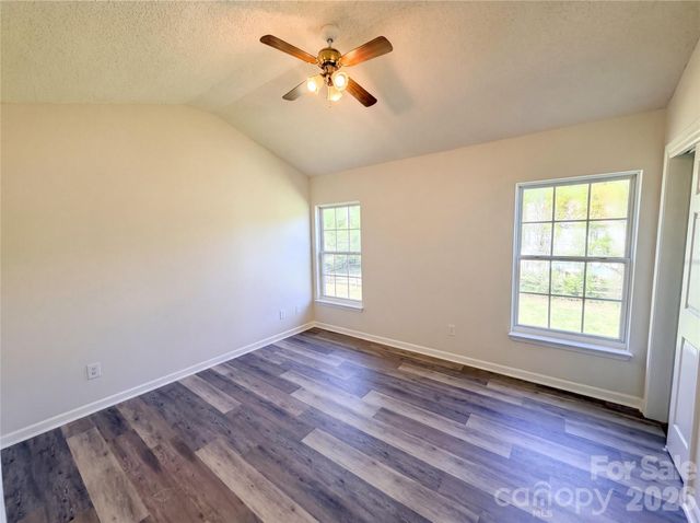 6032 Briggs Drive, Charlotte, NC 28269