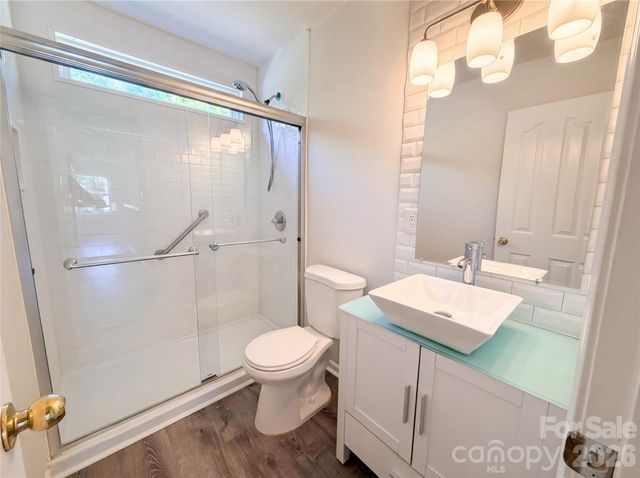 6032 Briggs Drive, Charlotte, NC 28269