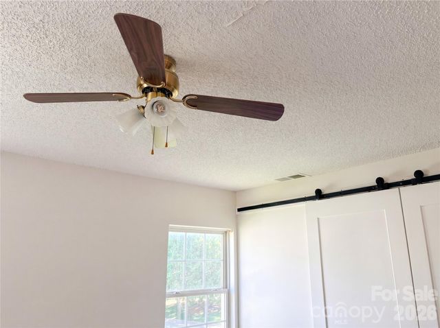 6032 Briggs Drive, Charlotte, NC 28269