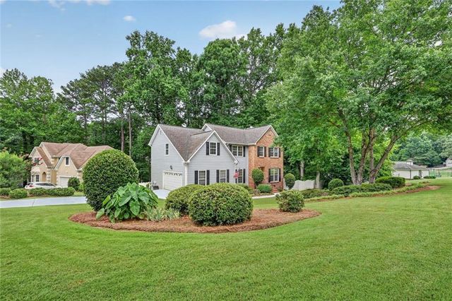 1571 Ashwood Way, Lawrenceville, GA 30043