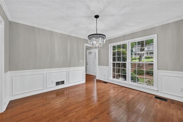 1571 Ashwood Way, Lawrenceville, GA 30043