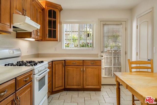 21925 Belshire Avenue 7, Hawaiian Gardens, CA 90716