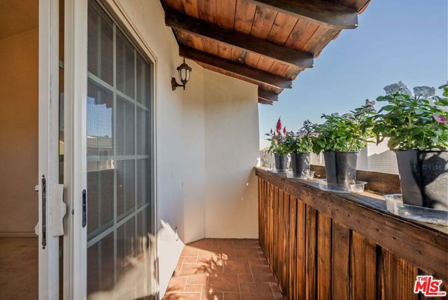 21925 Belshire Avenue 7, Hawaiian Gardens, CA 90716