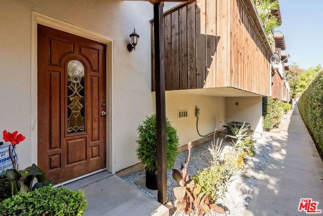 21925 Belshire Avenue 7, Hawaiian Gardens, CA 90716