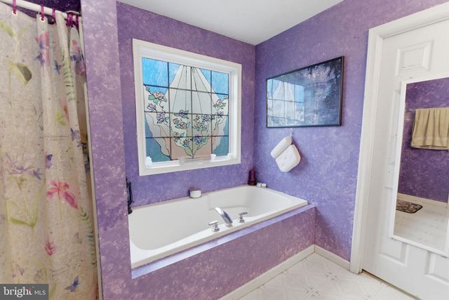 279 JETTA CIR, Martinsburg, WV 25403