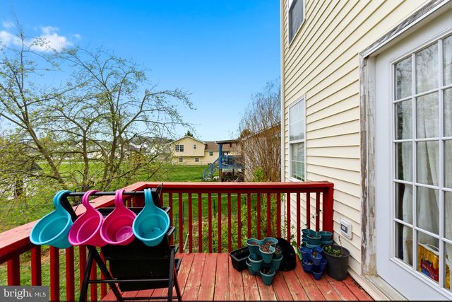 279 JETTA CIR, Martinsburg, WV 25403