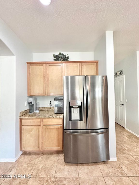 Image 14 of property listing at 16433 W MESCAL Street, Surprise, AZ 85388