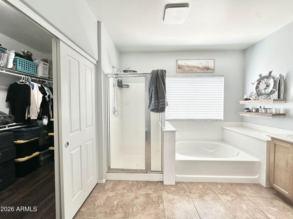 Image 22 of property listing at 16433 W MESCAL Street, Surprise, AZ 85388