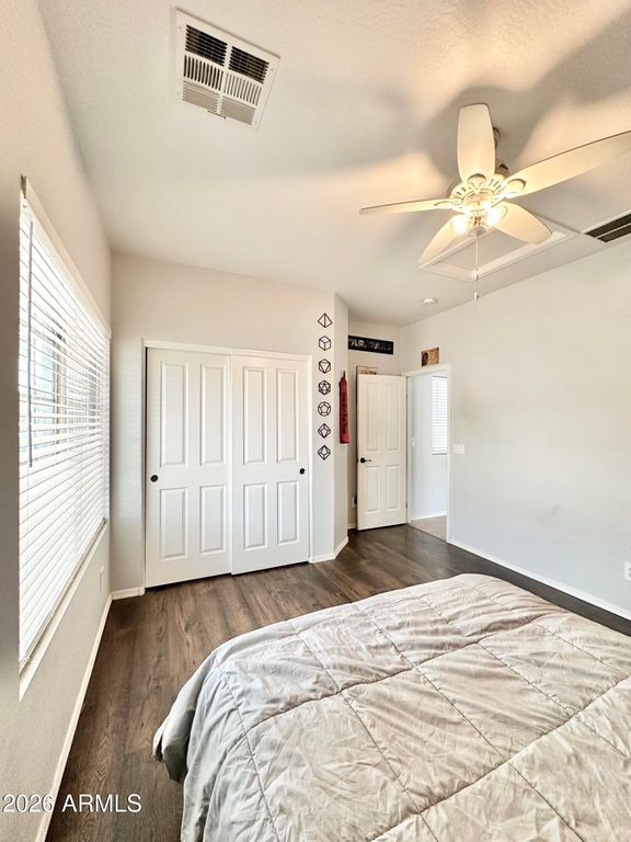 Image 37 of property listing at 16433 W MESCAL Street, Surprise, AZ 85388