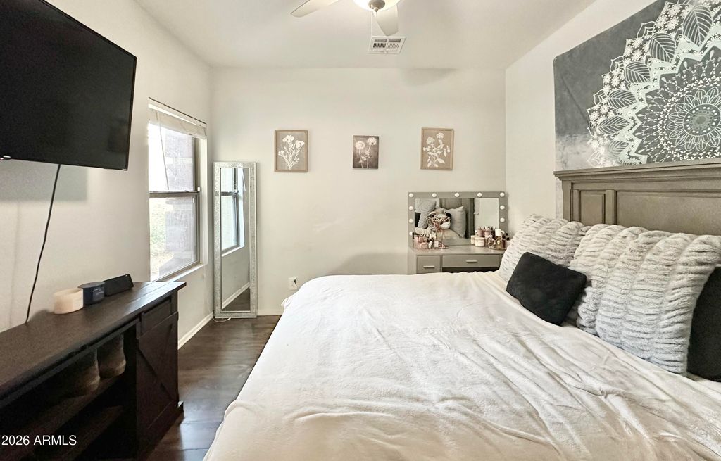 Image 39 of property listing at 16433 W MESCAL Street, Surprise, AZ 85388