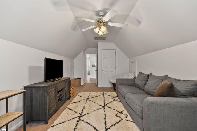 10 Wingcup Way, Simpsonville, SC 29680