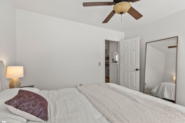 10 Wingcup Way, Simpsonville, SC 29680