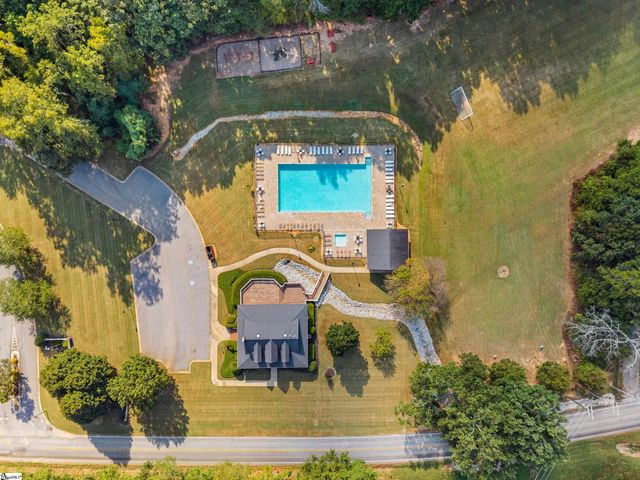 10 Wingcup Way, Simpsonville, SC 29680