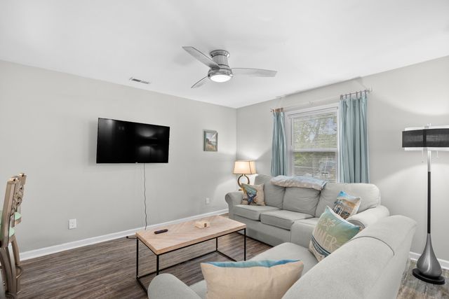 403 71st Ave N Apt 5, Myrtle Beach, SC 29572