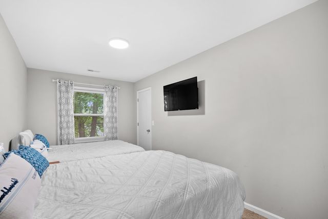 403 71st Ave N Apt 5, Myrtle Beach, SC 29572