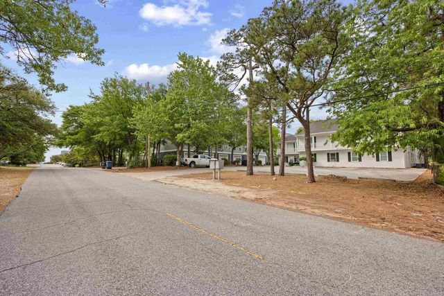 403 71st Ave N Apt 5, Myrtle Beach, SC 29572
