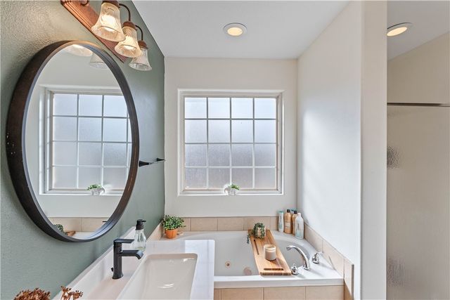 400 Willow Street, Gentry, AR 72734