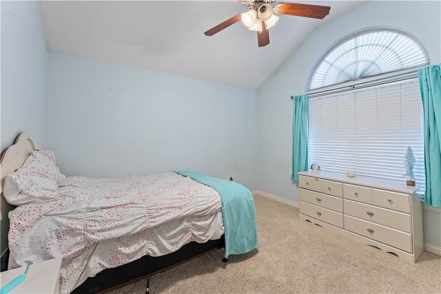 400 Willow Street, Gentry, AR 72734