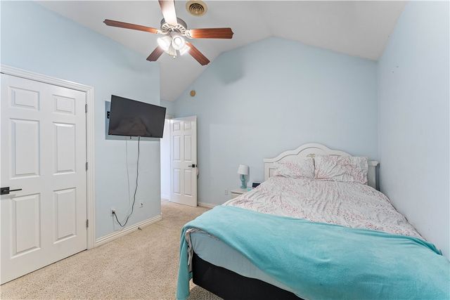 400 Willow Street, Gentry, AR 72734