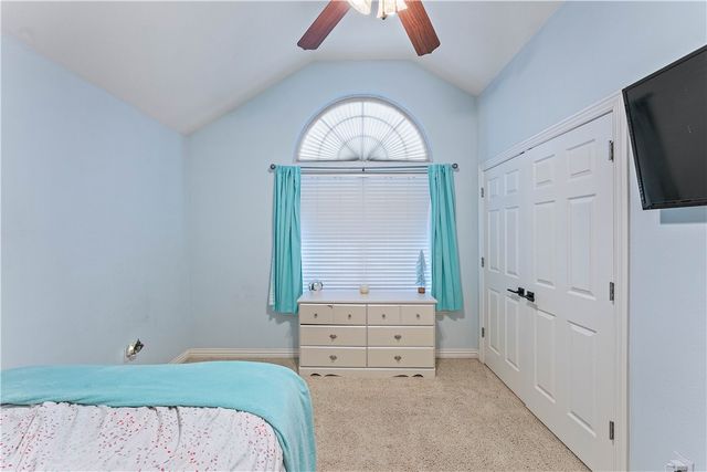 400 Willow Street, Gentry, AR 72734