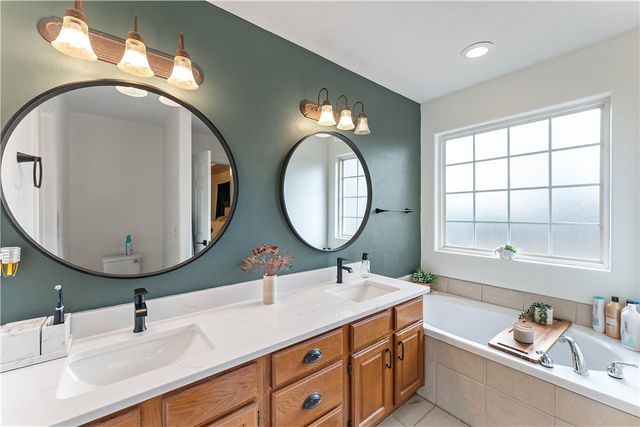 400 Willow Street, Gentry, AR 72734