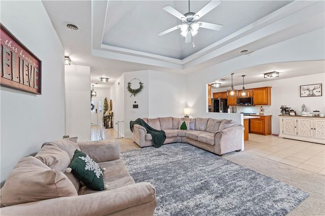 400 Willow Street, Gentry, AR 72734