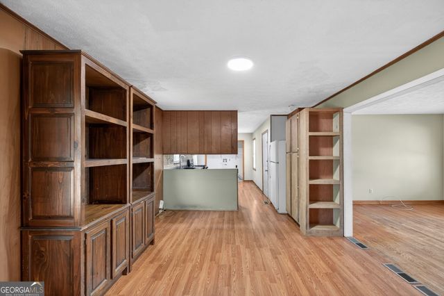 3895 Wesley Drive, Lithia Springs, GA 30122