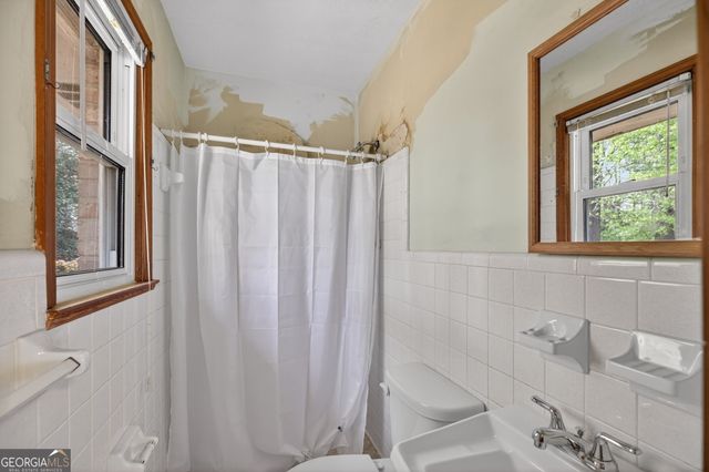 3895 Wesley Drive, Lithia Springs, GA 30122