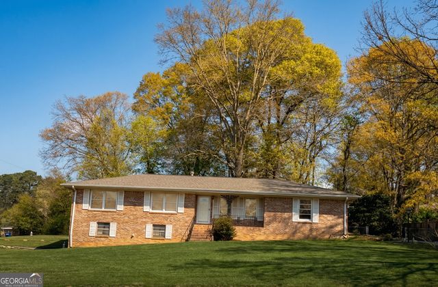 3895 Wesley Drive, Lithia Springs, GA 30122