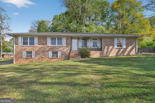 3895 Wesley Drive, Lithia Springs, GA 30122