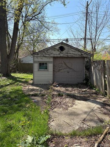 12699 Woodmont Avenue, Detroit, MI 48227