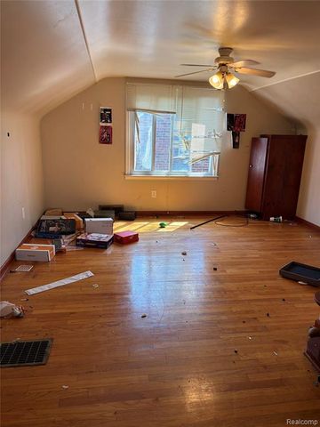 12699 Woodmont Avenue, Detroit, MI 48227