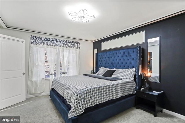 1496 ROLLING LN, Harpers Ferry, WV 25425