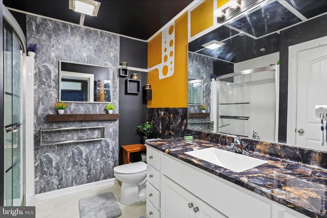 1496 ROLLING LN, Harpers Ferry, WV 25425