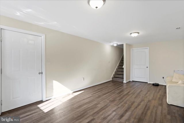 1496 ROLLING LN, Harpers Ferry, WV 25425