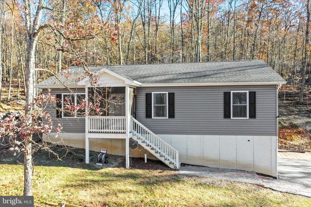 1496 ROLLING LN, Harpers Ferry, WV 25425
