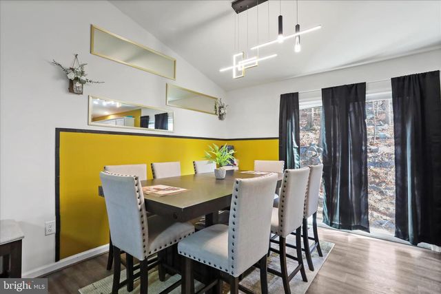 1496 ROLLING LN, Harpers Ferry, WV 25425